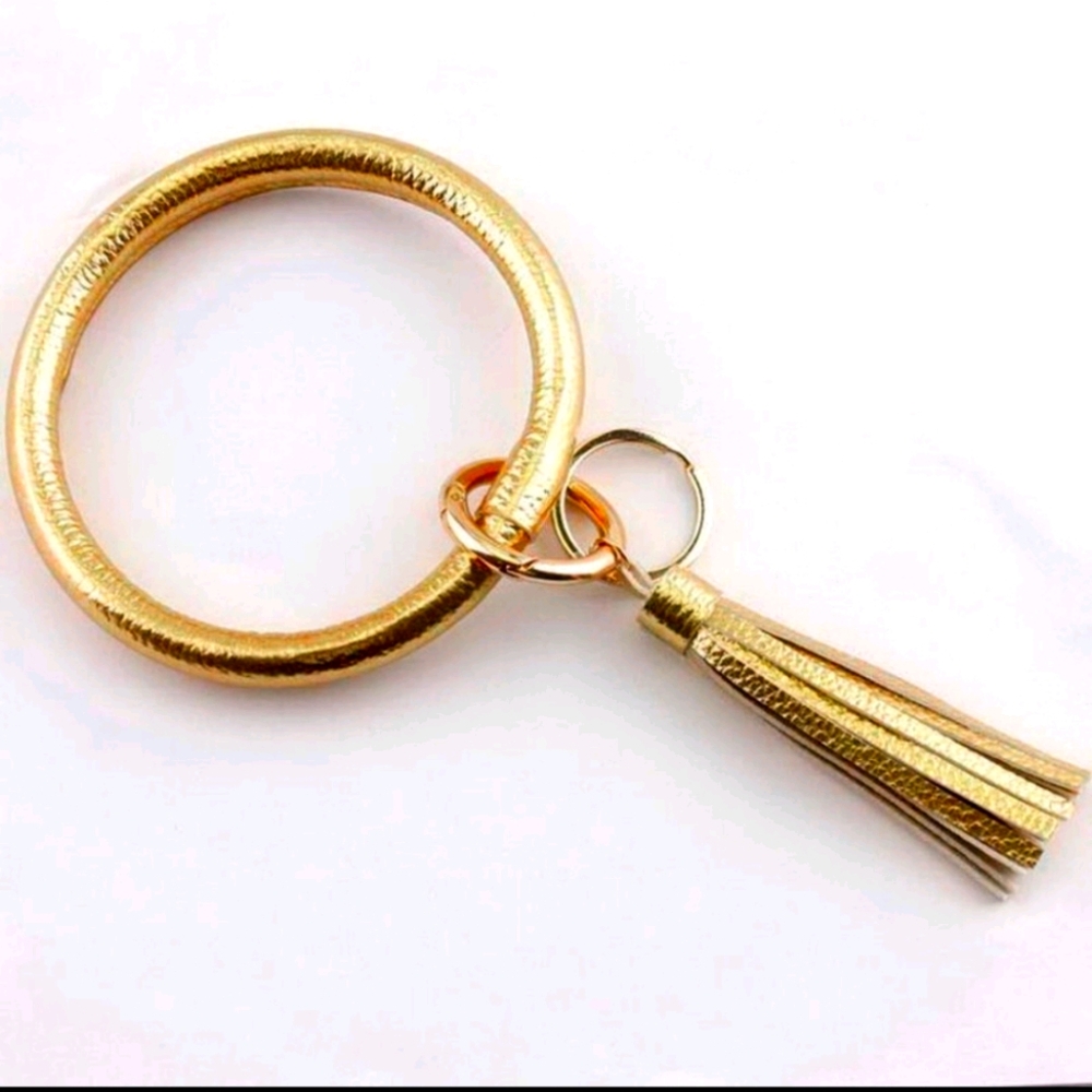 Metallic Key Ring Bangle